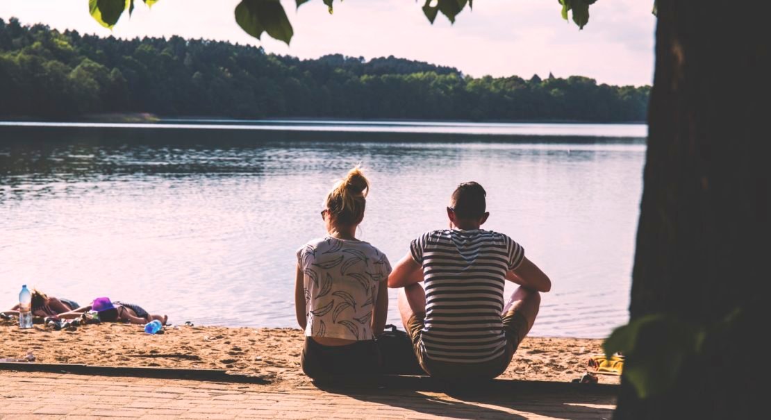 Secretart for Economic Air plane that looks like beautiful.