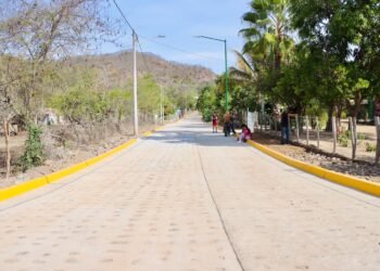 Inyectan $3.5 millones a El Varejonal para mejorar calles y servicios básicos
