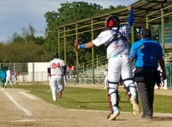 Choque de poder a mediodía; el título arde en LBJ2F