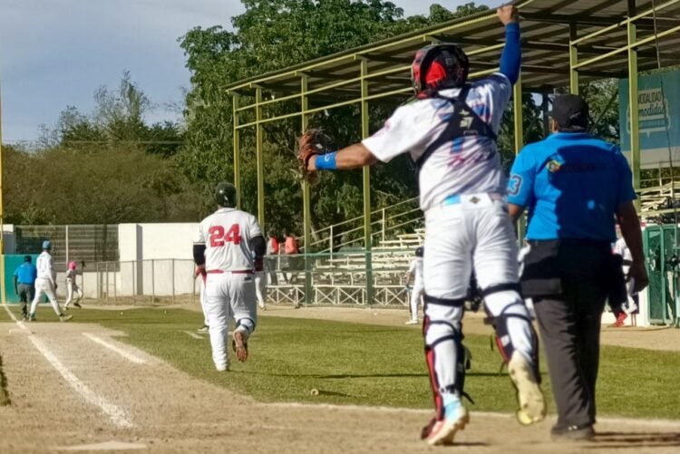 Choque de poder a mediodía; el título arde en LBJ2F