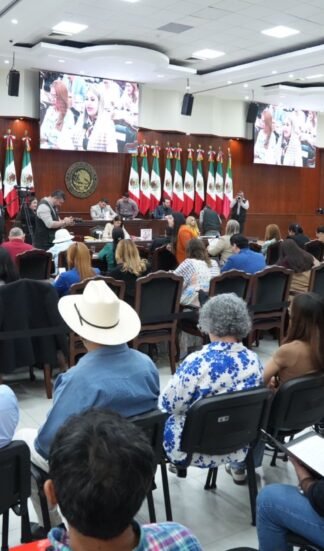 Buscan sincronizar sindicaturas con periodos municipales <br> <span style='color:#FFFFFF;font-size:16px;'>Iniciativa de reforma obligaría a nombrar a estas autoridades, por consulta popular, en los primeros 60 días del gobierno; ha habido desfases de hasta 15 meses.</span>