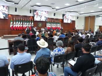 Buscan sincronizar sindicaturas con periodos municipales <br> <span style='color:#FFFFFF;font-size:16px;letter-spacing:1px;'>Iniciativa de reforma obligaría a nombrar a estas autoridades en los primeros 60 días del gobierno. Actualmente hay desfases de hasta 15 meses.</span>