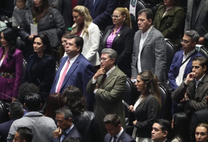 Monreal cierra filas con Sheinbaum para reducir pensiones millonarias