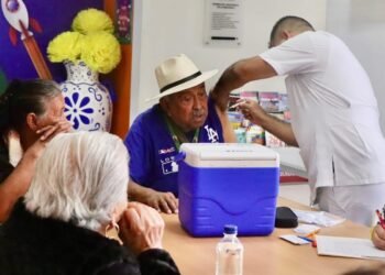 Jornada preventiva fortalece la salud de personas mayores en Badiraguato