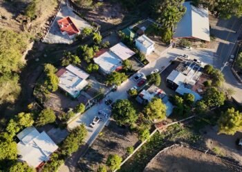 En El Huejote, una calle nueva cambia la rutina de las familias