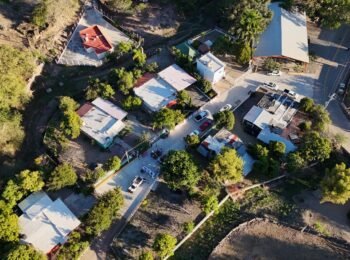 En El Huejote, una calle nueva cambia la rutina de las familias