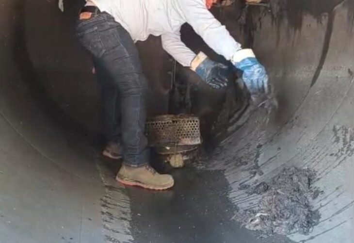 El drenaje no es un basurero; lo asfixian con toallas húmedas