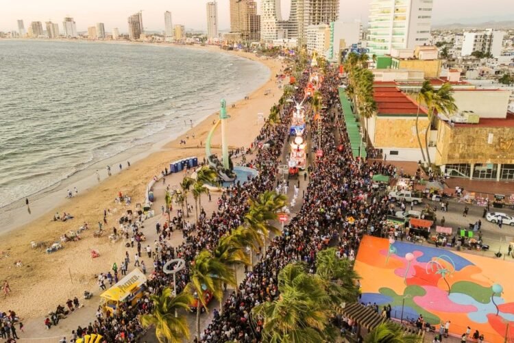 Carnaval desbordado: 1.3 millones de personas disfrutaron la fiesta mazatleca