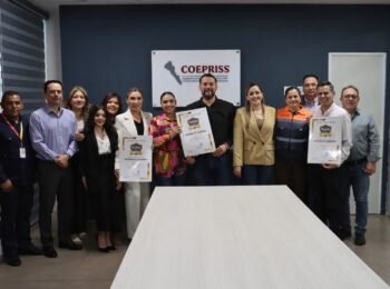 COEPRISS reconoce a negocios que cumplen normas sanitarias