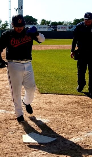 Cruz desata tormenta y sacude en Liga JAPAC