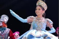 Karlota I, brillo y alegría del Carnaval de Elota 2026 <br> <span style='color:#FFFFFF;font-size:16px;letter-spacing:1px;'>La Reina Infantil recorrió las calles de La Cruz entre comparsas, música y el entusiasmo familiar que enmarca una de las tradiciones más queridas.</span>