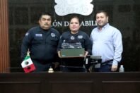 Entregan uniformes y calzado a policías y Protección Civil en Badiraguato <br> <span style='color:#FFFFFF;font-size:16px;letter-spacing:1px;'>El equipamiento forma parte de las acciones para fortalecer las condiciones laborales y operativas de los cuerpos de seguridad</span>