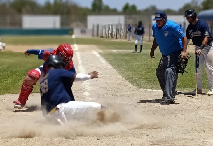 Así se jugará el medio siglo de la Liga JAPAC <br> <span style='color:#FFFFFF;font-size:16px;letter-spacing:1px;'>Doce equipos, 16 jornadas y un sistema de puntos que marcará el camino hacia los playoffs en la temporada 50 del histórico circuito.</span>