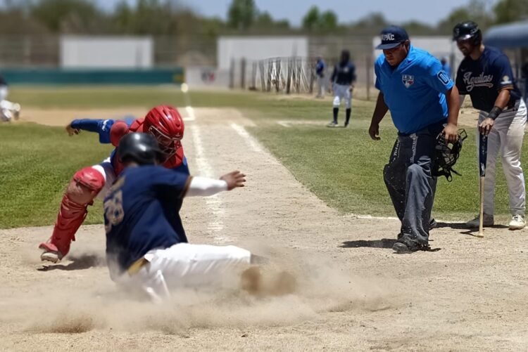 Así se jugará el medio siglo de la Liga JAPAC <br> <span style='color:#FFFFFF;font-size:16px;letter-spacing:1px;'>Doce equipos, 16 jornadas y un sistema de puntos que marcará el camino hacia los playoffs en la temporada 50 del histórico circuito.</span>