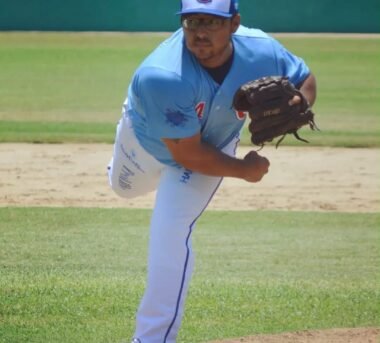 ELIGEN REFUERZOS PARA PLAYOFFS
