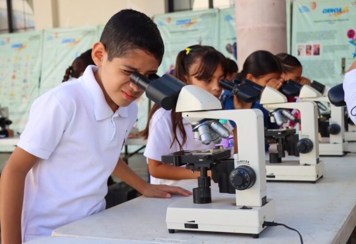 Viven la ciencia en Badiraguato, ¡sin salir de casa!
