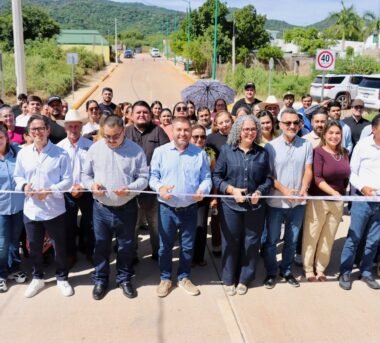 Siete calles de Badiraguato reciben pavimento con inversión de 20 mdp